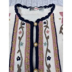 Lucia Petites Vintage Floral Embroidered Cardigan Cream Gold Pearl Button M